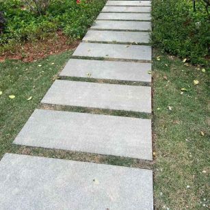 厦门 芝麻黑小区踏步、汀步石铺装效果