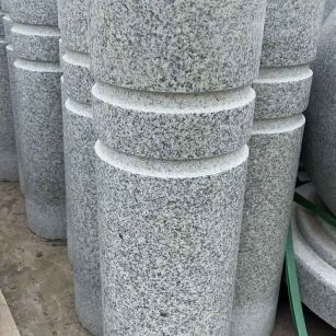 厦门 芝麻白花岗岩挡车柱、隔离柱多少钱