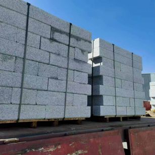 厦门 路沿石装车出货