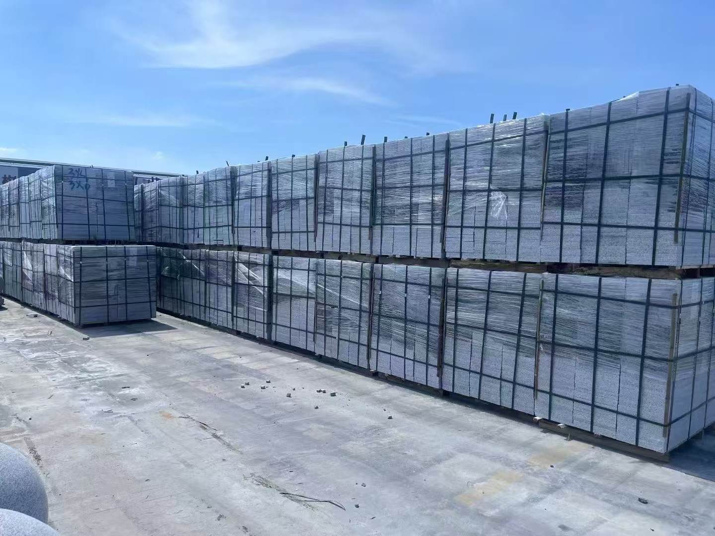厦门 芝麻白火烧成品300*600地铺料，大量现货，物美价廉