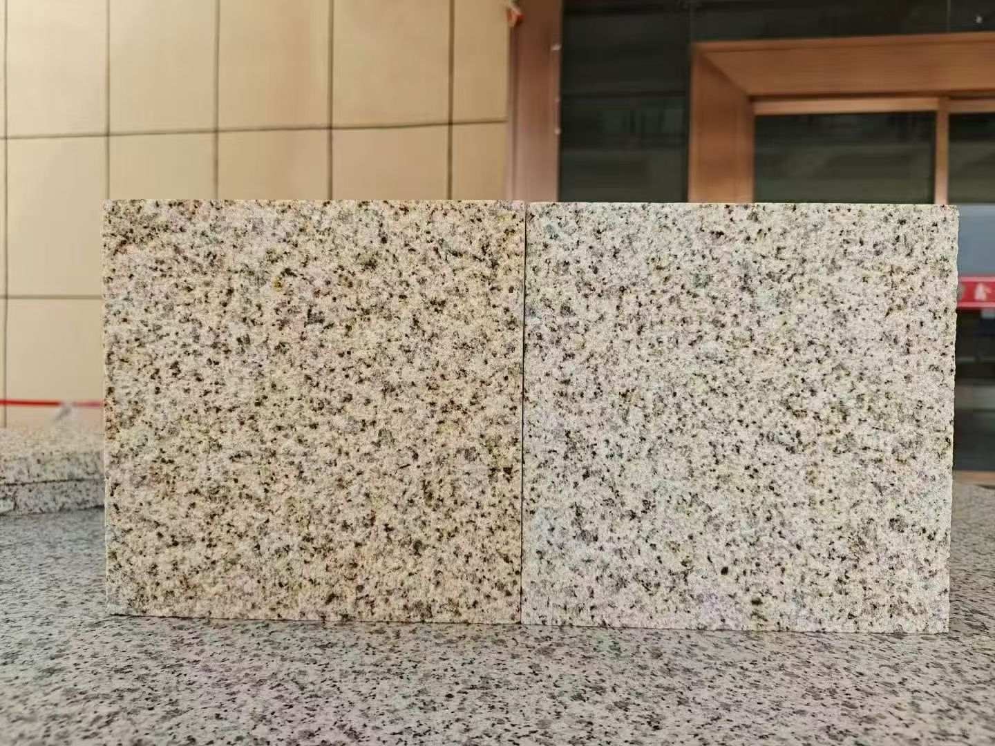 厦门 黄金麻荔枝面，中黄与浅黄